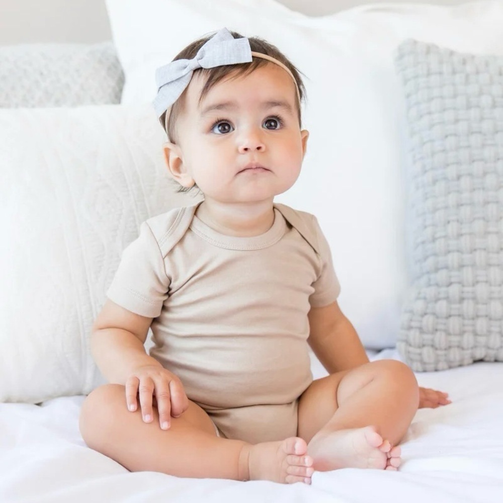 Gerber Tan Short Sleeve Onesie Bodysuit
